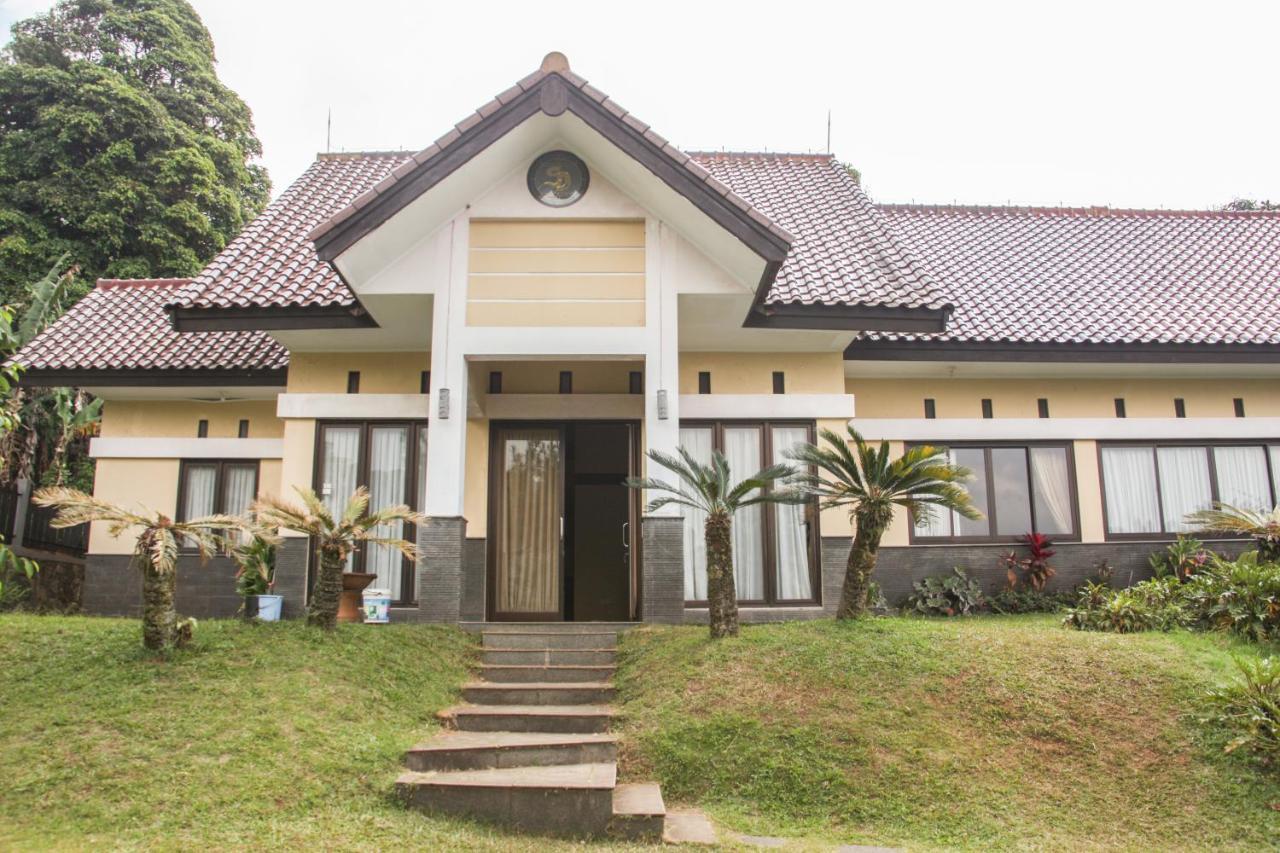 Aldeoz Villa Ciater Sarireja Eksteriør billede